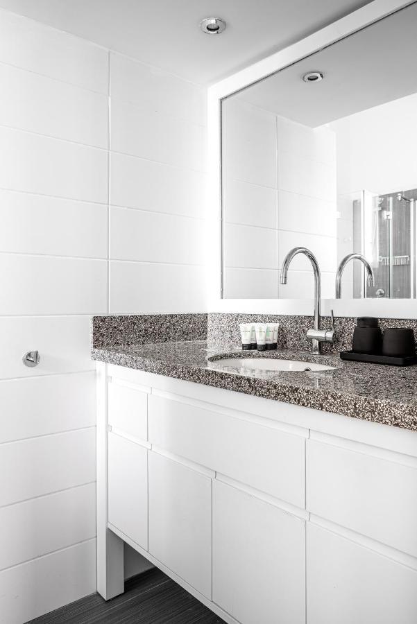 Tlv Old North Apartments By Homy เทลอาวีฟ ภายนอก รูปภาพ